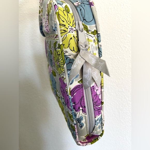 Vera Bradley quilted zip up make up cosmetic bag with handles - Picture 3 of 12